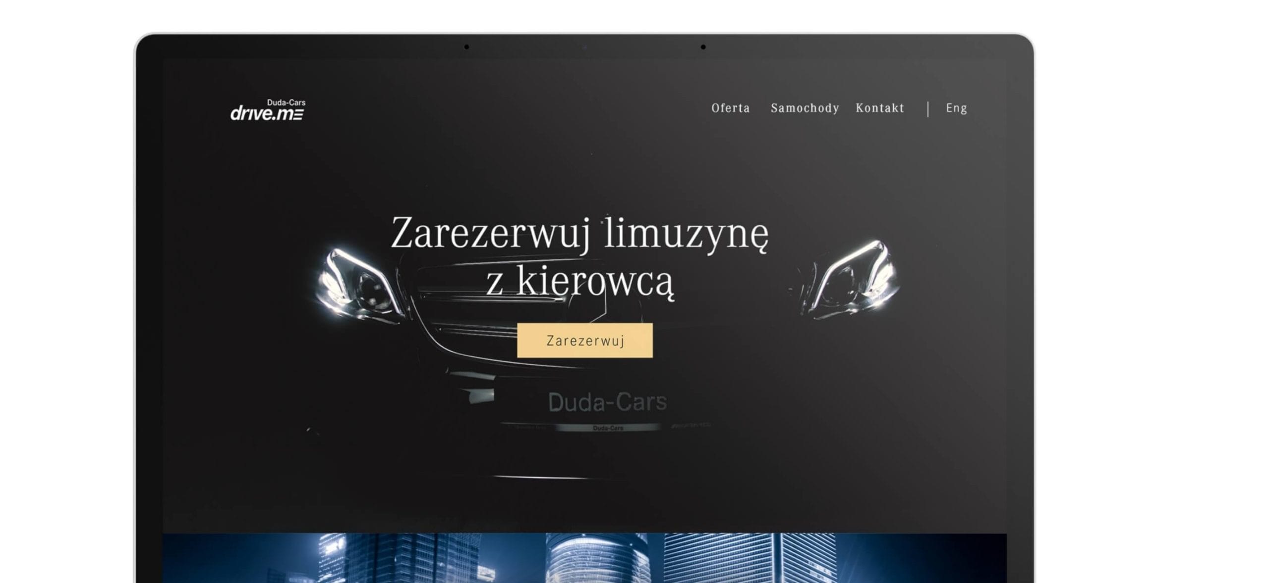 Widok strony internetowej dopasowanej do klienta biznesowego Duda Cars