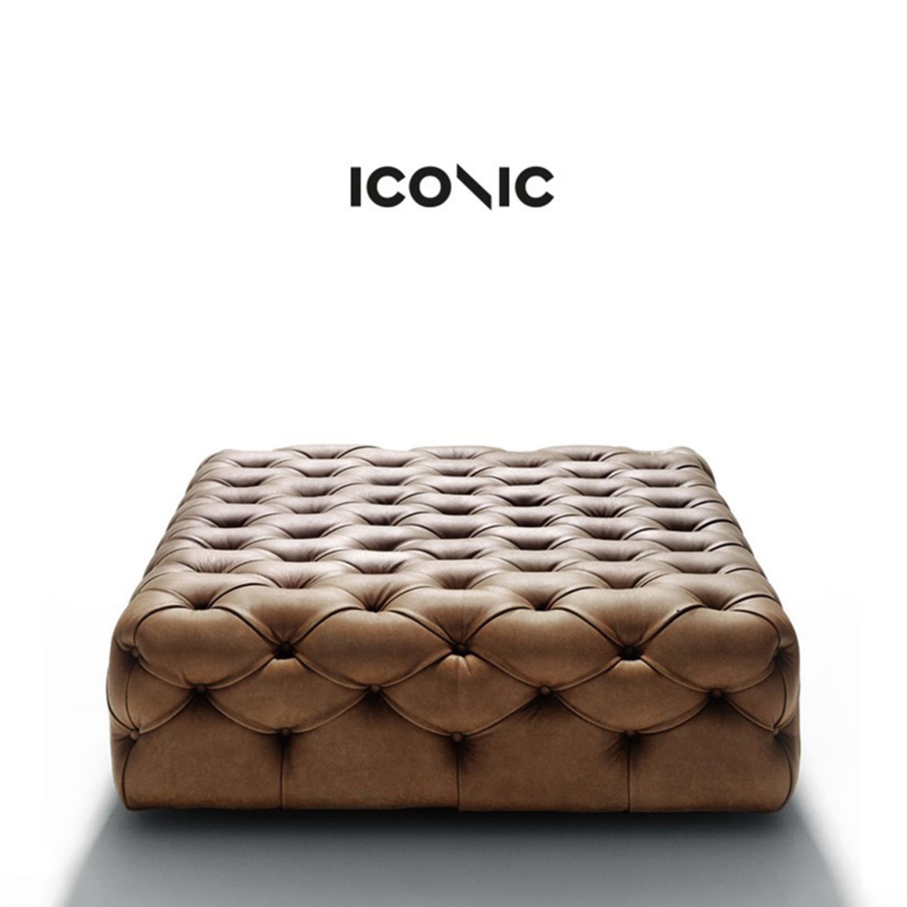 Sklep internetowy Iconic Design z meblami w stylu modernistycznym
